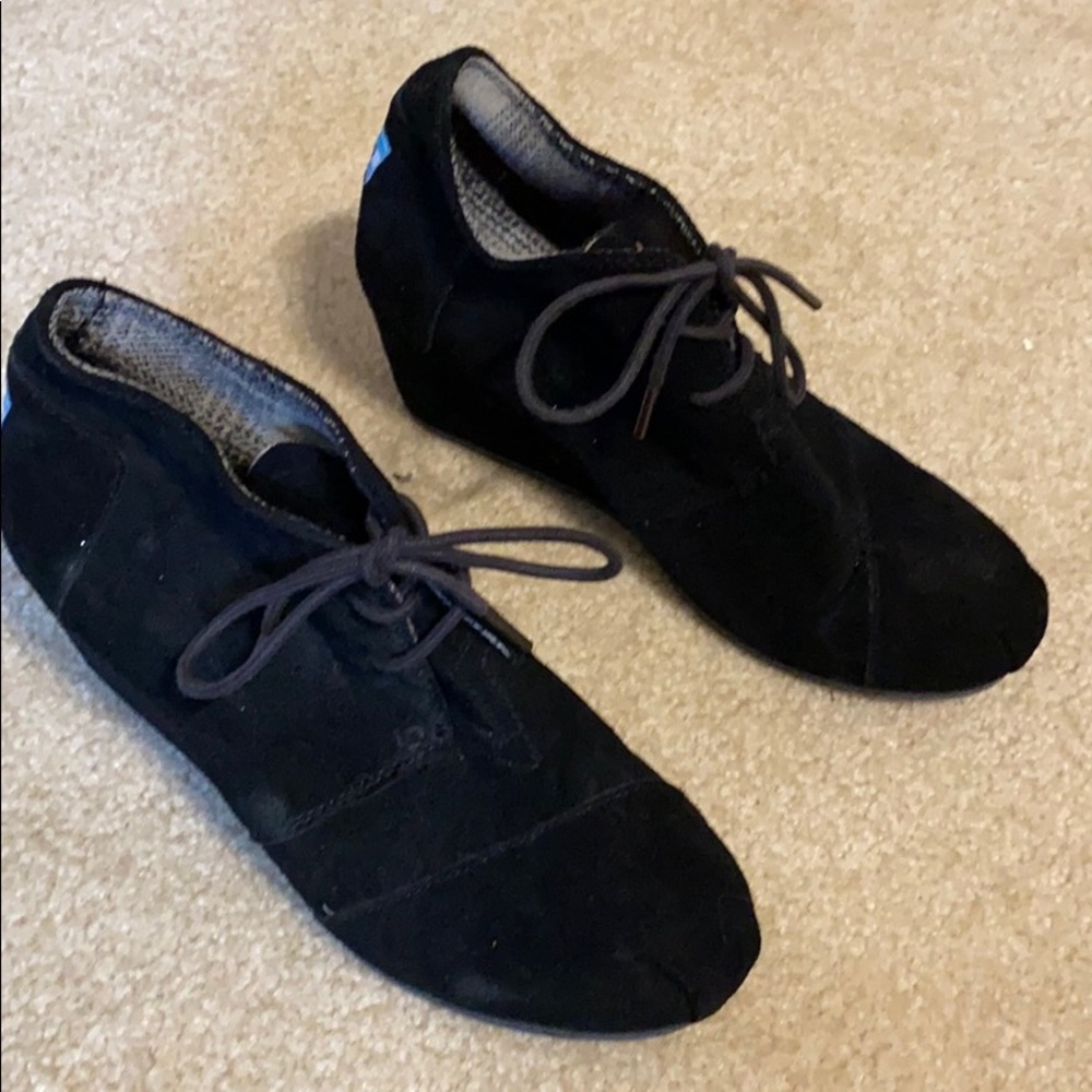 NWT never worn Toms Wedge Booties
